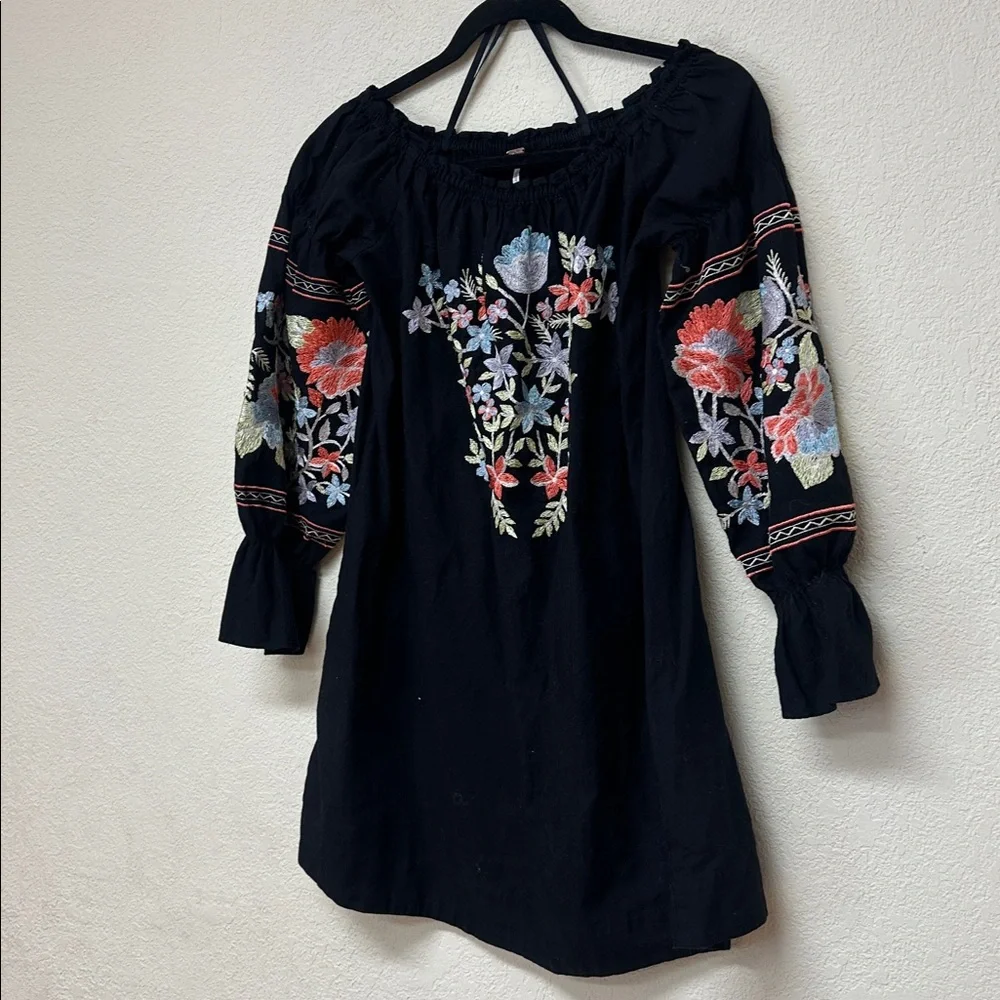 Free People Fleur Du Jour Black Floral Embroidered Off Shoulder Shift Dress S